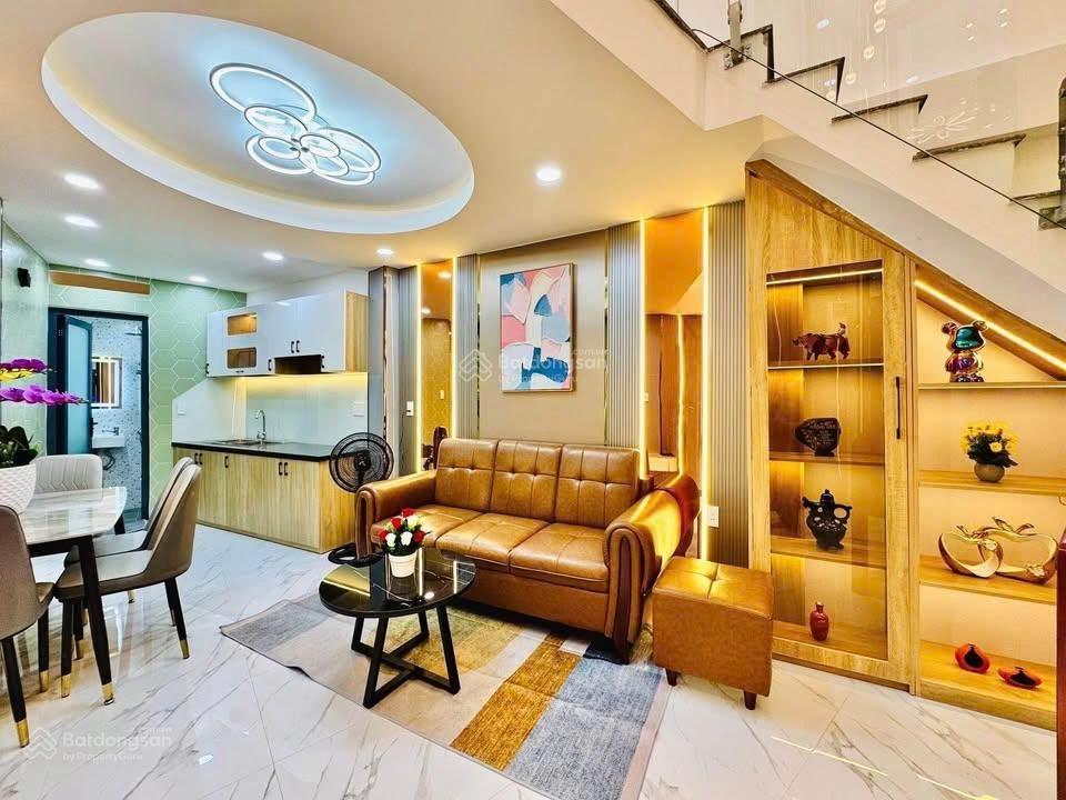 1t890 còn tl, thu nhập 31,5tr/th nhà phan huy chú shr 4pn 4wc nội thất đầy đủ