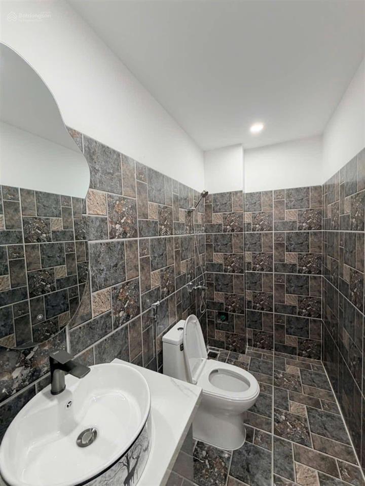 2t180 thu nhập 26tr/th bán nhà đường tân hoà 2 q9 3pn 3wc shr nội thất đầy đủ