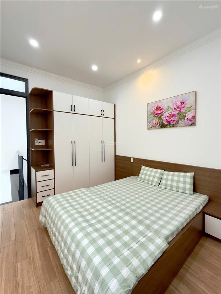 1t98 còn tl thu nhập 21tr/th bán nhà âu cơ , 65,8 m2, 3pn, 3wc, 2 tầng đầy đủ nội thất