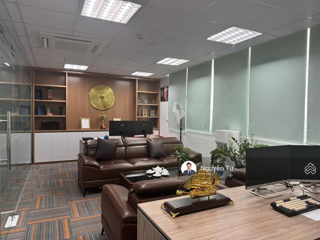 Bql cho thuê văn phòng ttc tower duy tân. dt 200m2 (có cắt lẻ từ 100m2),sẵn nội thất vào được luôn