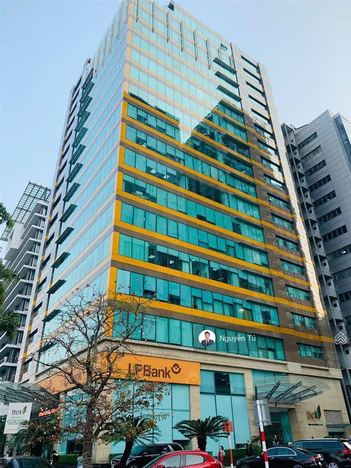Bql cho thuê văn phòng ttc tower duy tân. dt 200m2 (có cắt lẻ từ 100m2),sẵn nội thất vào được luôn