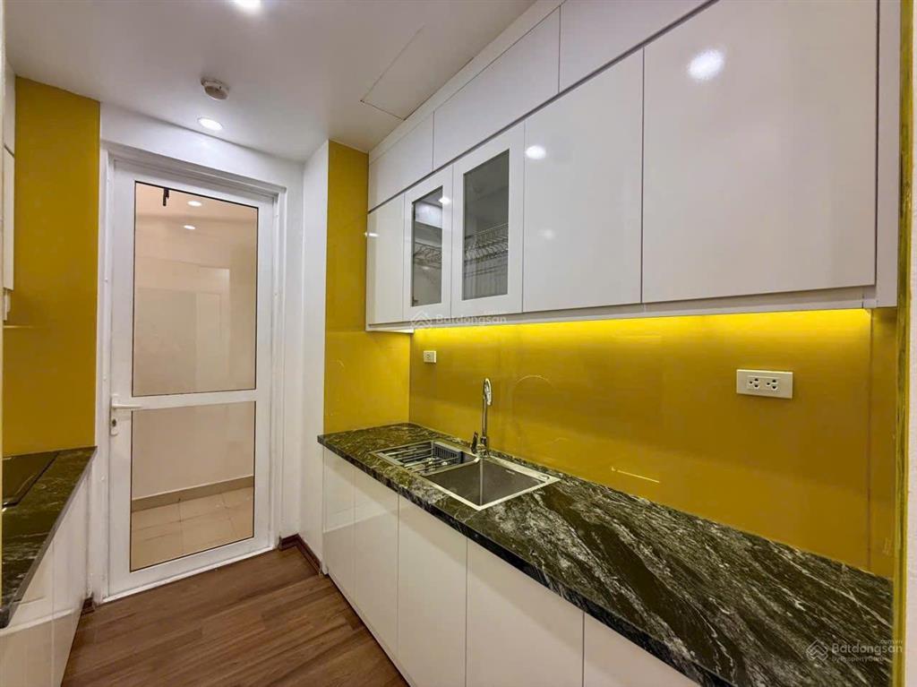 Chính chủ bán căn 2pn 2vs chung cư bim 17 tầng.  0916 916 ***