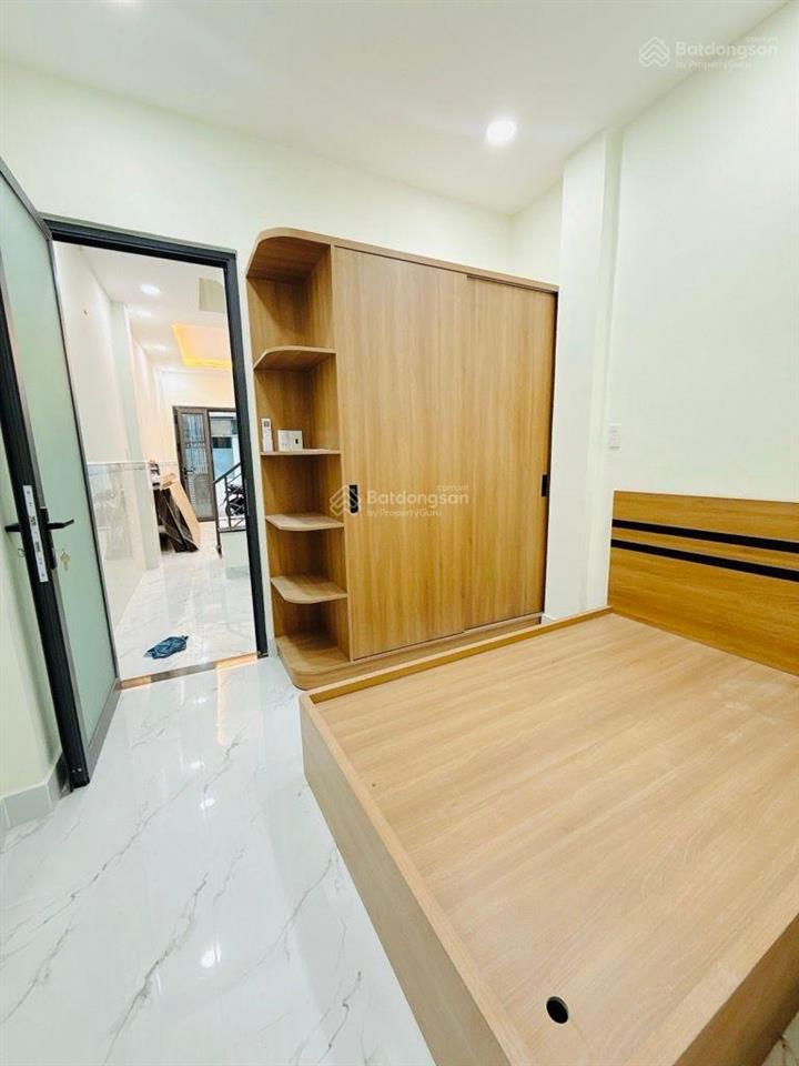 Giảm 500tr huỳnh văn bánh  2 tầng  full nội thất  36m2  còn 4.9 tỷ