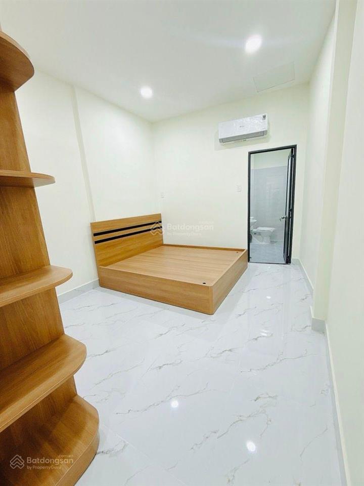 Giảm 500tr huỳnh văn bánh  2 tầng  full nội thất  36m2  còn 4.9 tỷ
