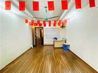 Nhà cầu giấy  đẹp mê ly ôtô đỗ cửa kiến trúc hiện đạithang máy  ở là thích ngay