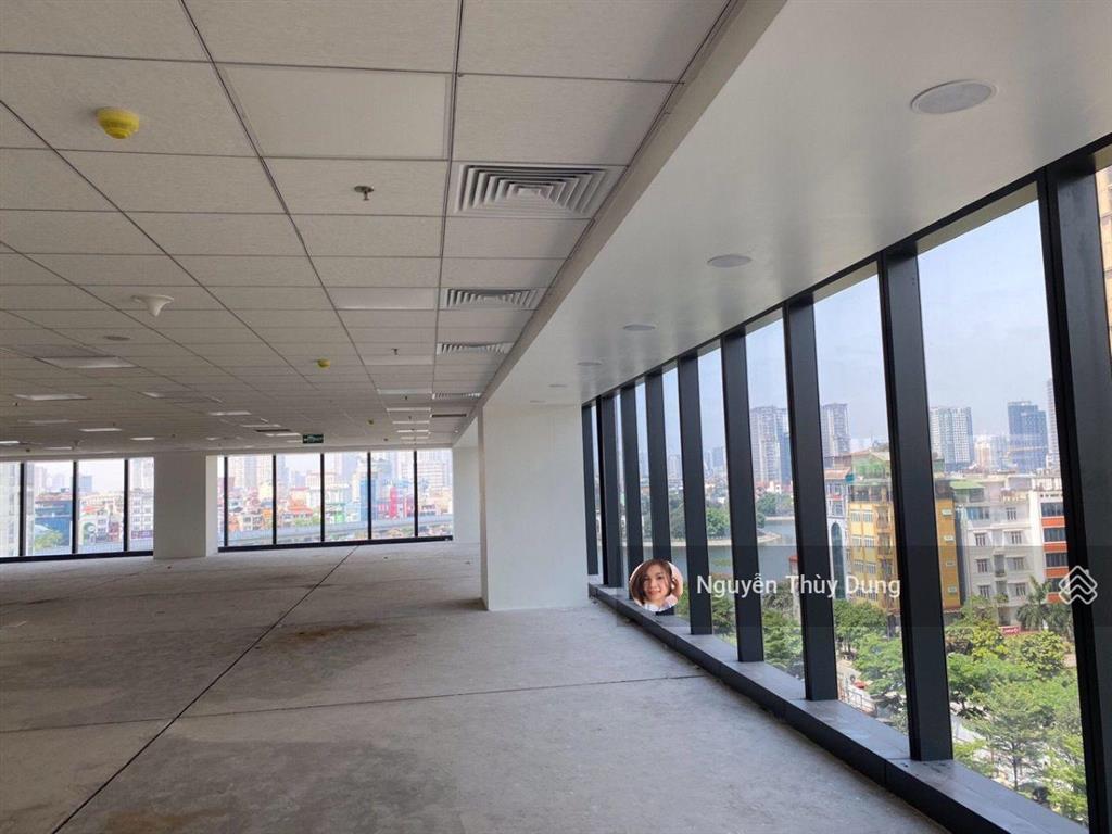 Bql toà nhà cho thuê văn phòng peakview tower 36 hoàng cầu, dt 1.800m2 có cắt nhỏ, giá chỉ 215k/m2