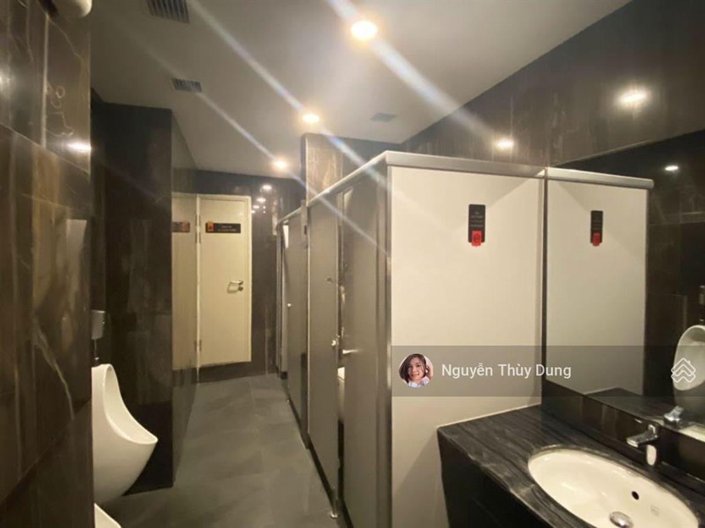 Bql toà nhà cho thuê văn phòng peakview tower 36 hoàng cầu, dt 1.800m2 có cắt nhỏ, giá chỉ 215k/m2