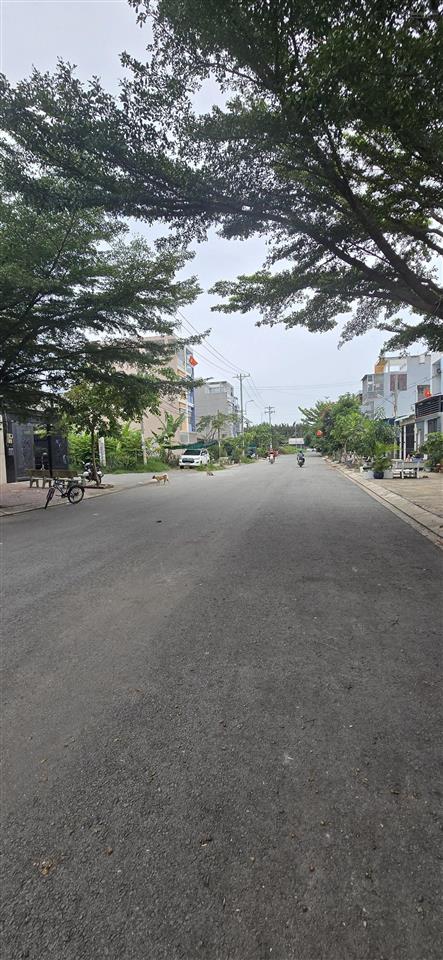 Chỉ 3,68 tỷ sở hữu lô đất vị trí đẹp 160m2 (8x20) mt đường 10m nguyễn văn tạo, long thới, nhà bè