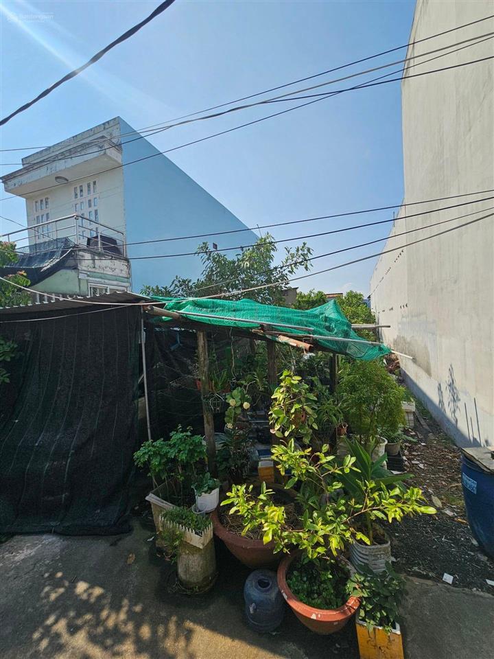 Đất rộng giá hời  lô đất 186m2 giá chỉ 5,2 tỷ hẻm xe hơi nguyễn văn tạo, long thới, nhà bè