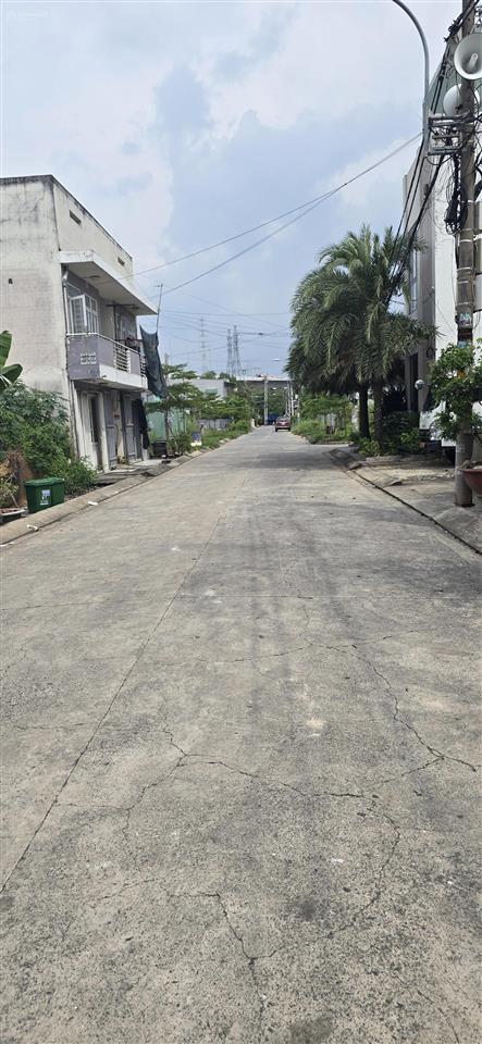 Siêu phẩm giá hời chỉ 30tr/m2 lô đất 220m2 mt đường 10m nguyễn văn tạo, long thới, nhà bè