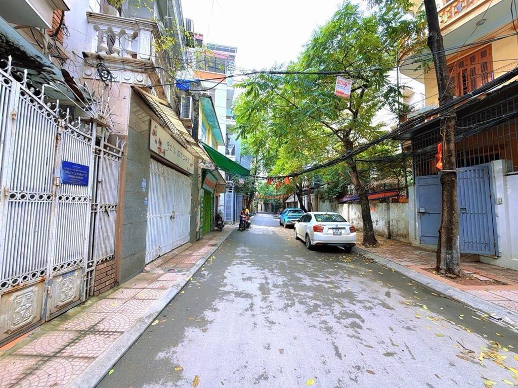 33,5 tỷ hoàng cầu dt 75m2*5 tầng*7,5m mt ngõ oto tránh mặt tiền rộng phố kinh doanh đỉnh