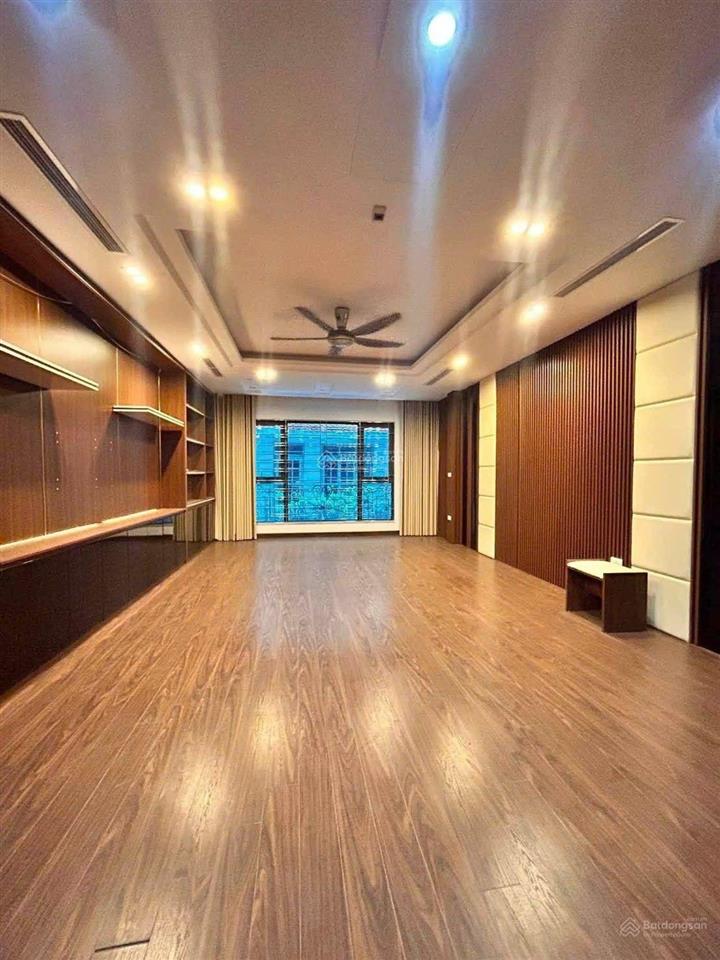 23,5 tỉ hoàng cầu 55m*8 tầng*4,6m mt thang máy oto tránh ngõ thông ở+kd thuận tiện