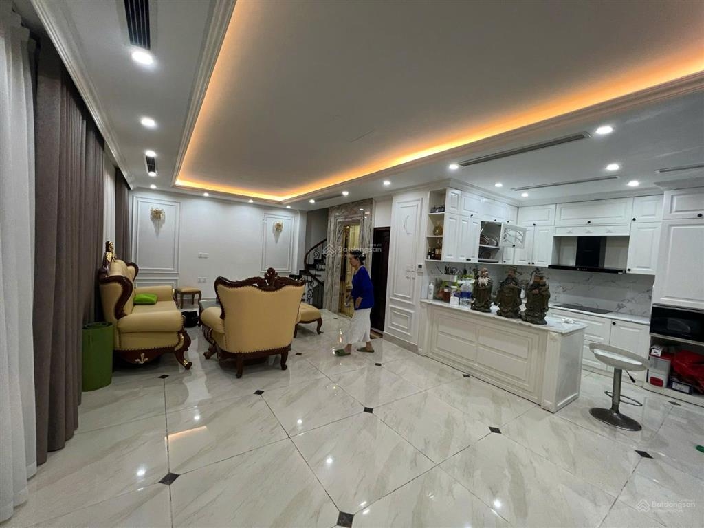 39,5 tỉ đào tấn ba đình, 70m2*8 tầng thang máy thông sàn 15m mt, kd dòng tiền 1,2 tỉ/năm vỉa hè oto