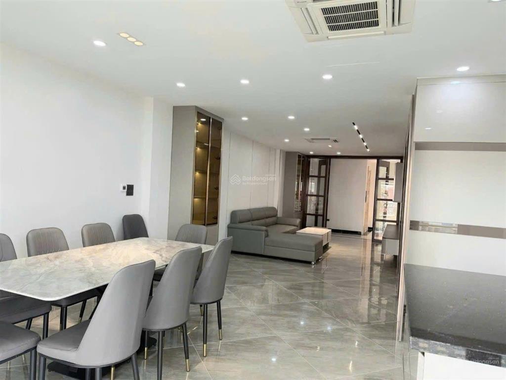 25,5 tỷ đê la thành 60m*8 tầng*4,8m mt thang máy thông sàn full nội thất oto tránh dừng đỗ