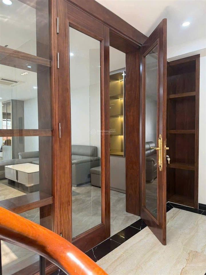 25,5 tỷ đê la thành 60m*8 tầng*4,8m mt thang máy thông sàn full nội thất oto tránh dừng đỗ