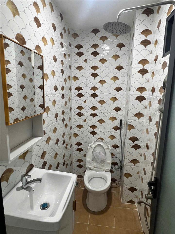 Chủ gấp! giảm 200tr  2 tầng  2pn  2wc phước long  hẻm thông đỗ xuân hợp  còn 3.78 tỷ