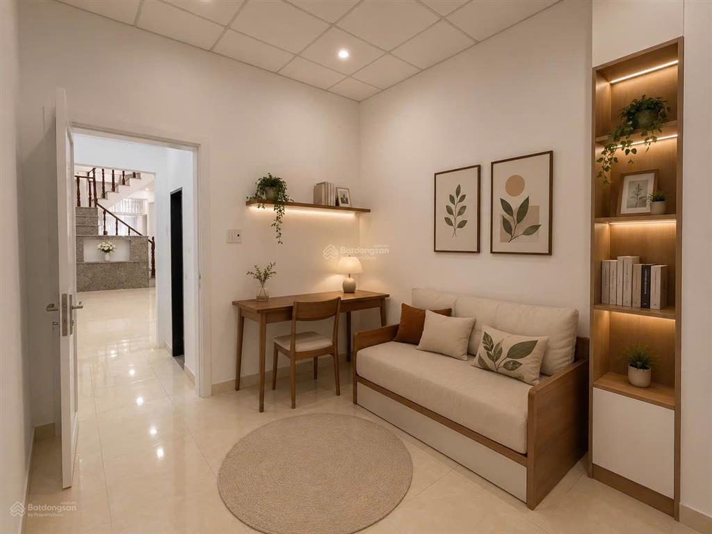 Hxh  2 tầng  nhà lê văn việt  54m²  3pn  2wc  đối diện vincom  nhỉnh 4 tỷ