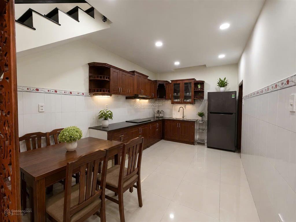 Gấp! giảm 300tr  2 tầng  79m²  mt 6.6m  sát lê văn việt  nhỉnh 4 tỷ
