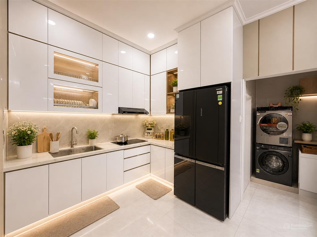 Nhà đẹp  hồ bá phấn  phước long a  dt 90m2  ngang 5m  full nội thất  chỉ 6.x tỷ
