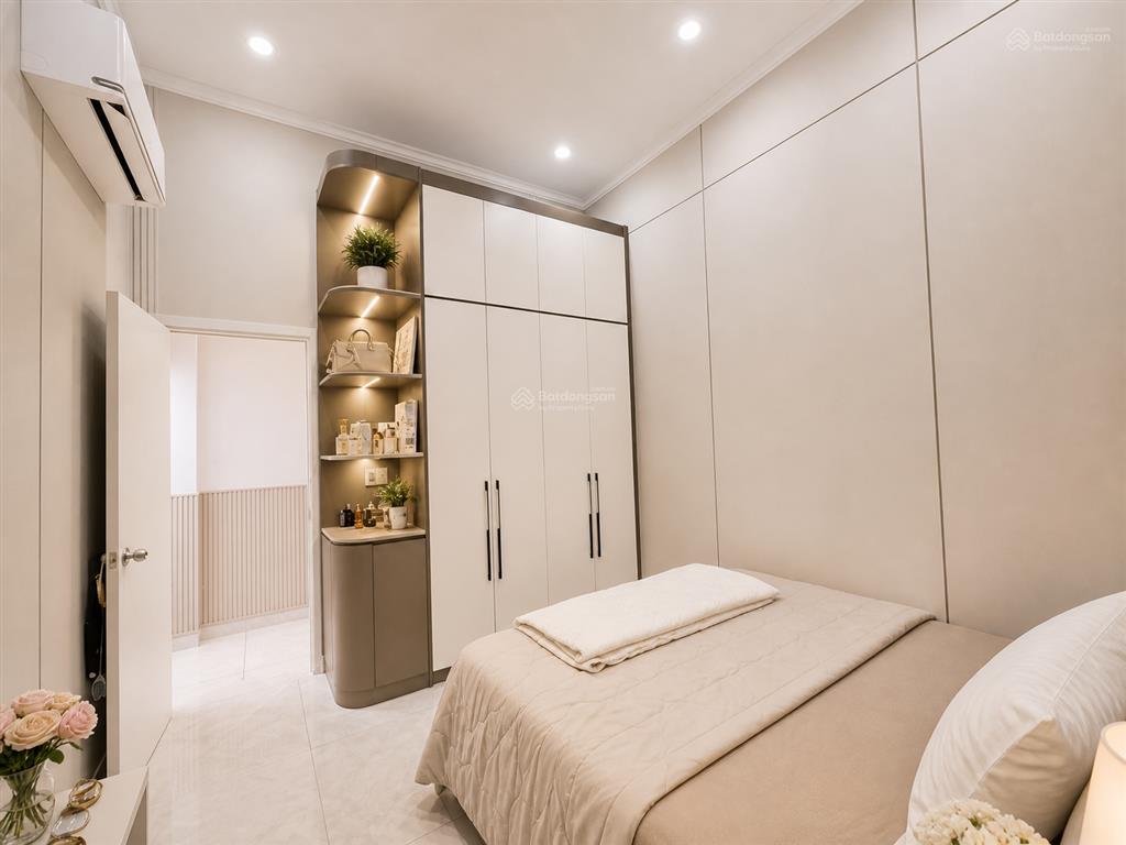 Nhà đẹp  hồ bá phấn  phước long a  dt 90m2  ngang 5m  full nội thất  chỉ 6.x tỷ