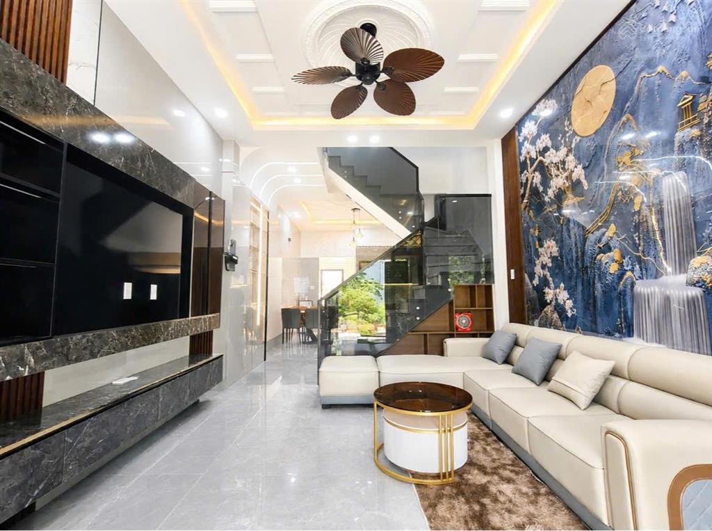 Siêu phẩm nhà đẹp nguyễn duy trinh bên cạnh kđt đông tăng long