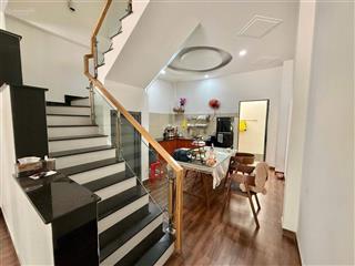 Chủ bán nhà 3 tầng mặt tiền đường gần global city chỉ 5.x tỷ