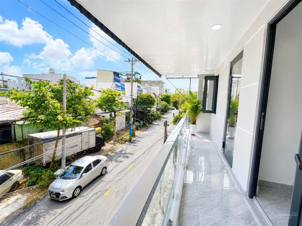 Nhà đẹp mặt tiền đường 14  phước long  global city  65m2  đường xe tải tránh