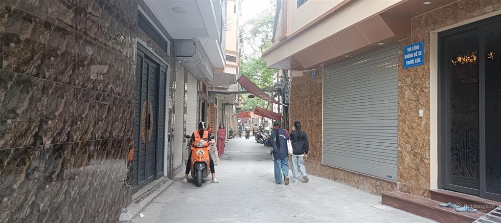 Chính chủ bán nhà số 3 ngõ 3/12 phố nhân hoà  gần kdt vinhomes cao xà lá hà nội