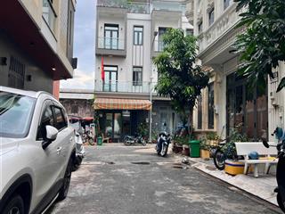 Siêu phẩm khu cao cấp nguyễn văn yến 4.2x12.9m 3.5 tấm xây thô chỉ 6.8 tỷ