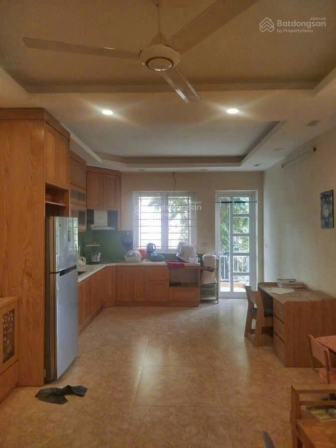 Bán nhà riêng tại hoàng quốc việt, 33 tỷ, 110m2, 6pn, 6wc