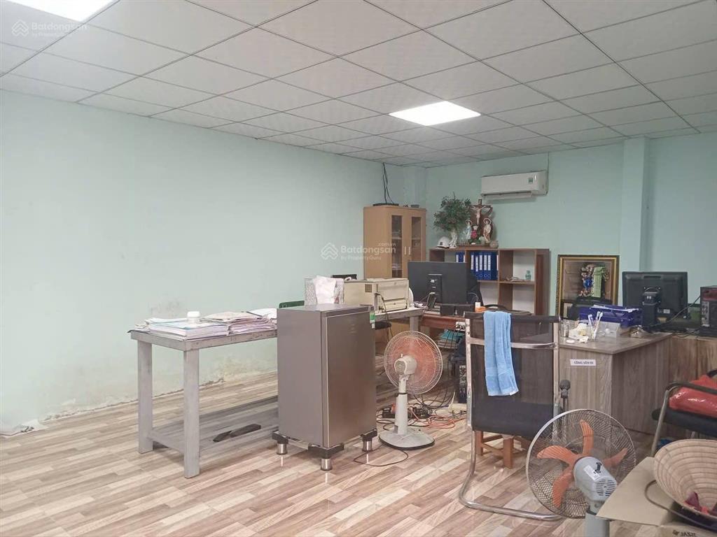 Bán đất + xưởng  diện tích 4000m2  cách tl770b 600m. giá 17 tỷ tl cần bán gấp