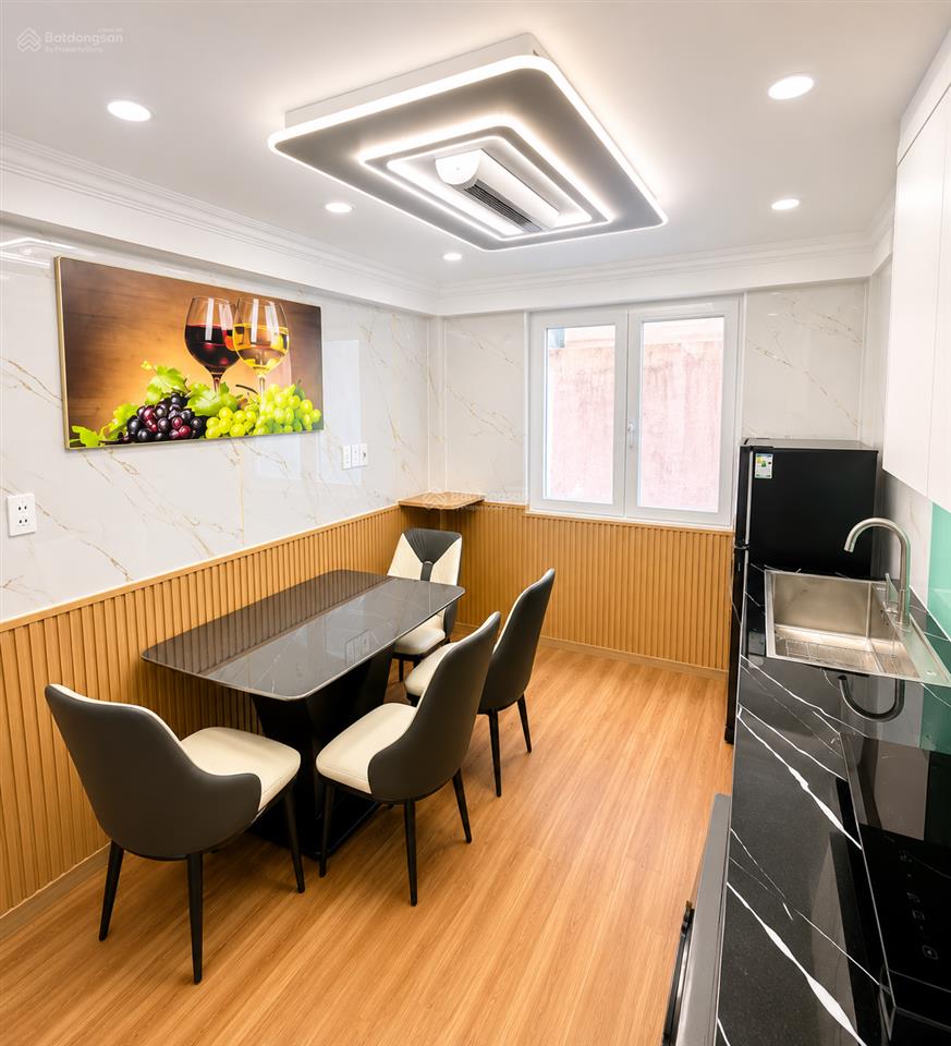 Bán nhà bà huyện thanh quan, quận 3 liền kề quận 1, nhà mới ở ngay, 4 tầng btct giá chỉ 4,67 tỷ