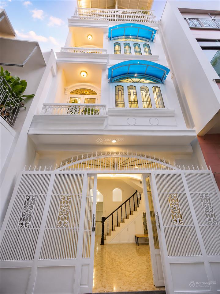 Bán nhà trần quang diệu, quận 3 khu kinh doanh thời trang sầm uất, 36m2 ngang hơn 4m giá 7,99 tỷ