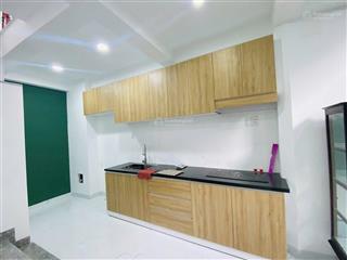 Bán nhà hxh thông bà hạt  nguyễn tiểu la  ngô quyền  5 tầng  40m2  giá 9.3 tỷ