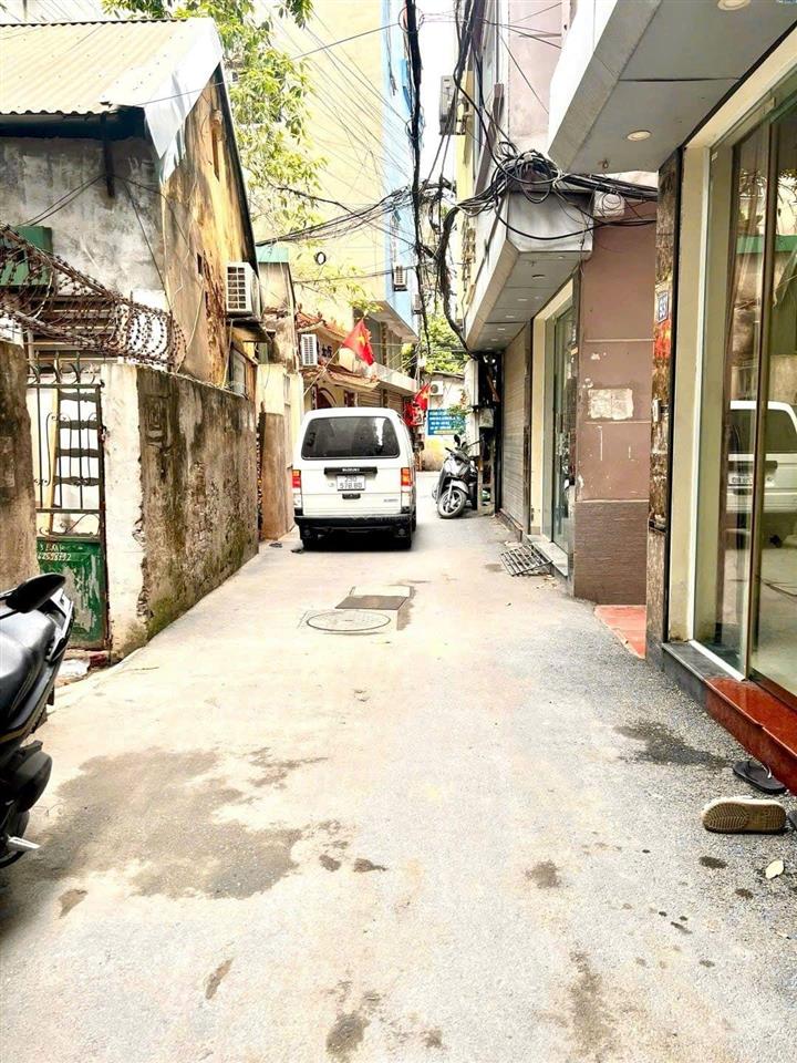 Bán nhà thanh xuân  ngõ thông oto qua nhà. dt 34m2  mt 3.5m x 6 tầng thang máy dọn về ở ngay.