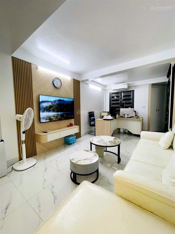 Bán nhà thanh xuân  ngõ thông oto qua nhà. dt 34m2  mt 3.5m x 6 tầng thang máy dọn về ở ngay.