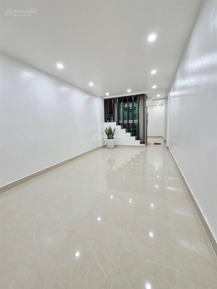 Bán nhà phố tôn đức thắng, oto đỗ cửa 20m ra phố  ngõ thông  kinh doanh. dt43m  mt3.8m x 6 tầng.