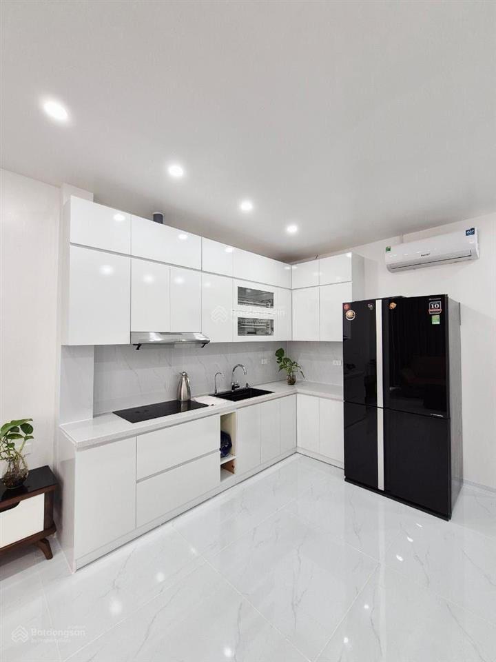 Bán nhà phố tôn đức thắng, oto đỗ cửa 20m ra phố  ngõ thông  kinh doanh. dt43m  mt3.8m x 6 tầng.