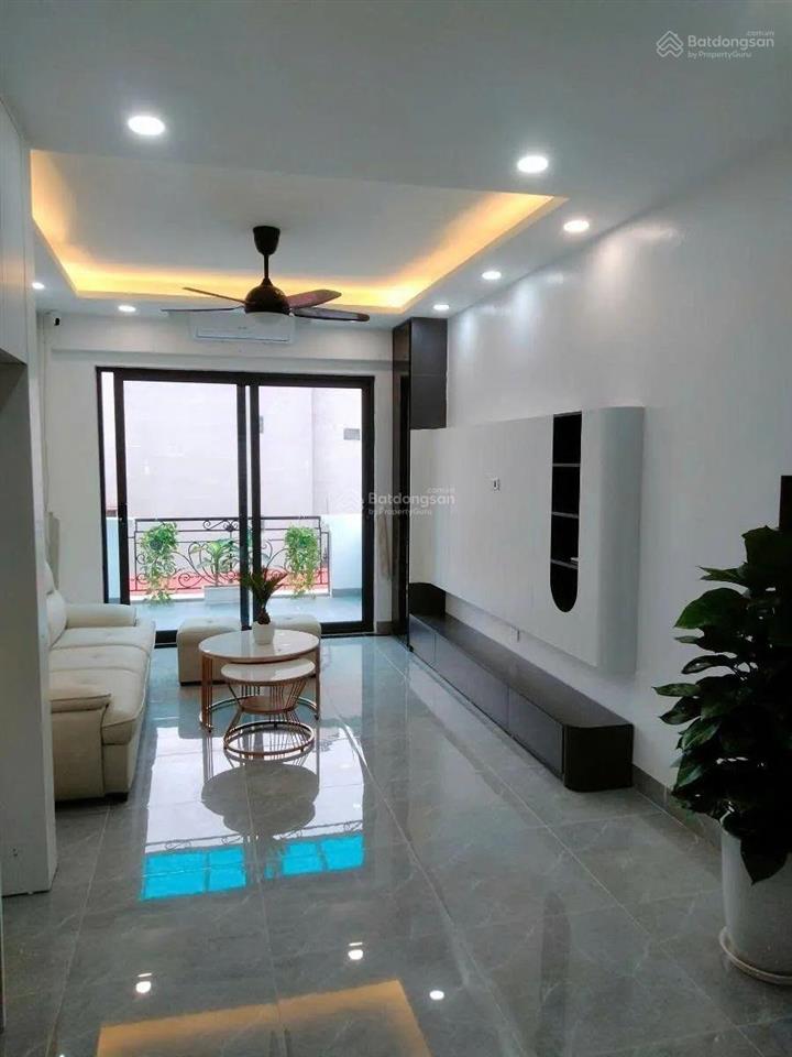 Nhà đẹp thang máy ở ngay khu vực hồ ba mẫu, đống đa. ngõ thông các ngả  kinh doanh nhỏ  3 thoáng.