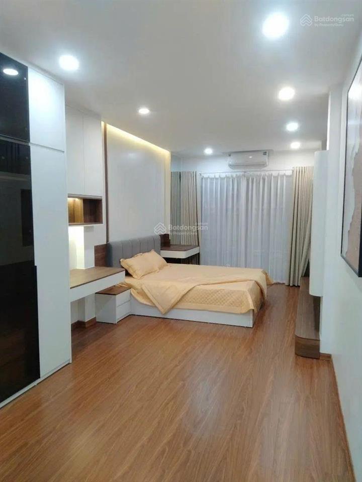Nhà đẹp thang máy ở ngay khu vực hồ ba mẫu, đống đa. ngõ thông các ngả  kinh doanh nhỏ  3 thoáng.