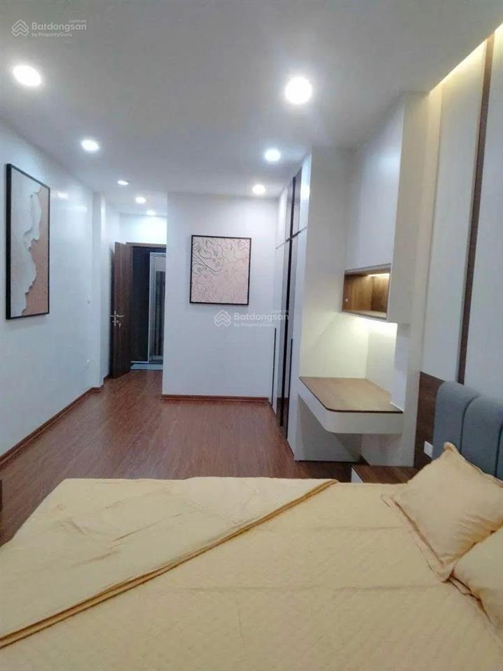Nhà đẹp thang máy ở ngay khu vực hồ ba mẫu, đống đa. ngõ thông các ngả  kinh doanh nhỏ  3 thoáng.