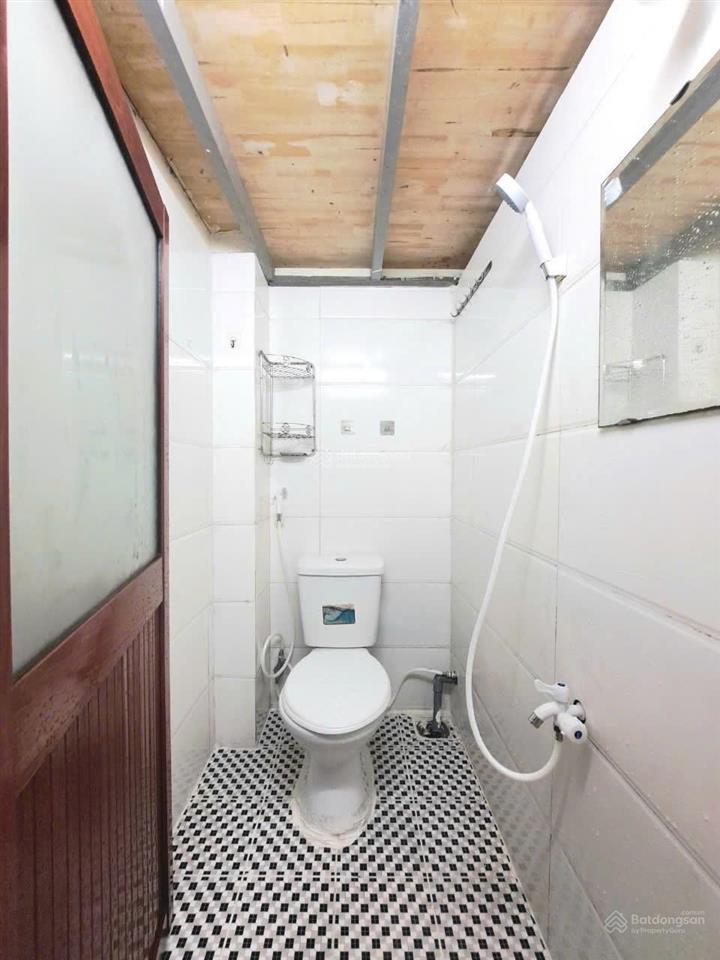 Phòng có gác sinh viên nguyễn minh hoàng gần cộng hoà