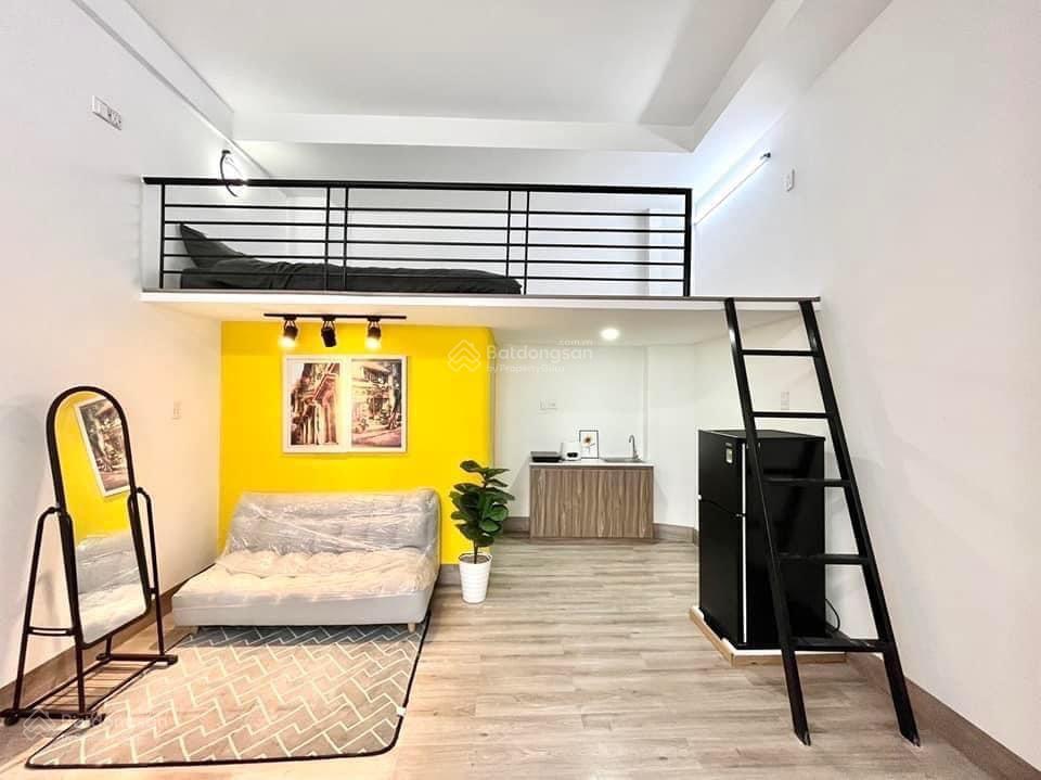 Phòng có gác ngay nguyễn thái bình gần trường chinh, cộng hoà