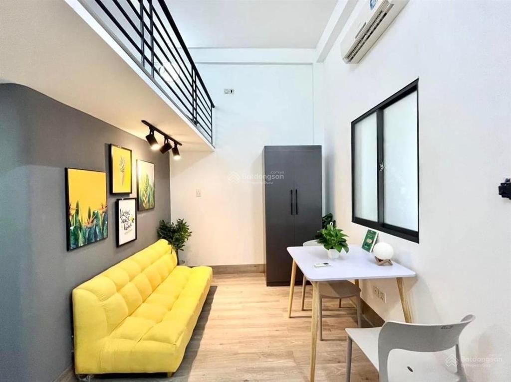 Phòng có gác ngay nguyễn thái bình gần trường chinh, cộng hoà
