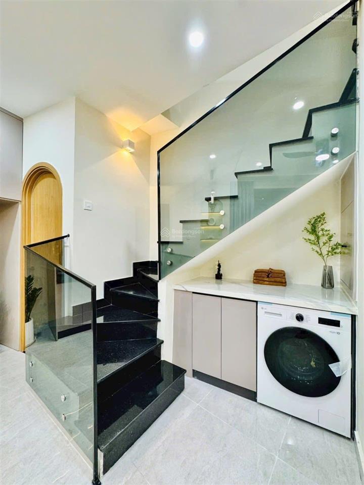 Giảm ngay 500 triệu chỉ còn 3,15 tỷ/80m2  nhà hxh nguyễn đình chiểu q3  gần chợ bàn cờ, sổ riêng