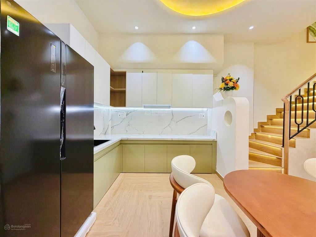 Còn 1 căn duy nhất giá 3,19 tỷ  nguyễn gia trí, bình thạnh  hẻm ô tô, gần hàng xanh, sổ riêng