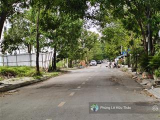 Chính chủ bán lô góc view công viên bên hông đường phạm văn thanh gần bên aeon mall
