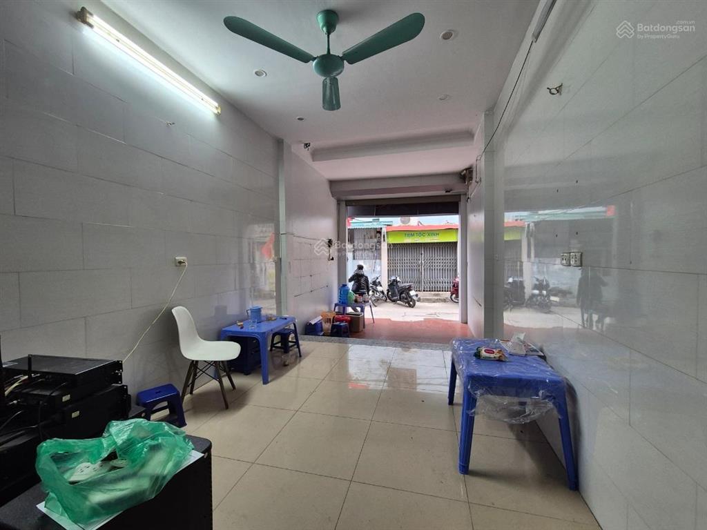 Cần bán căn nhà phố hồng mai 30m ôtô đỗ vừa ở vừa kinh doanh giá 6tỷ. 1 căn duy nhất thị trường