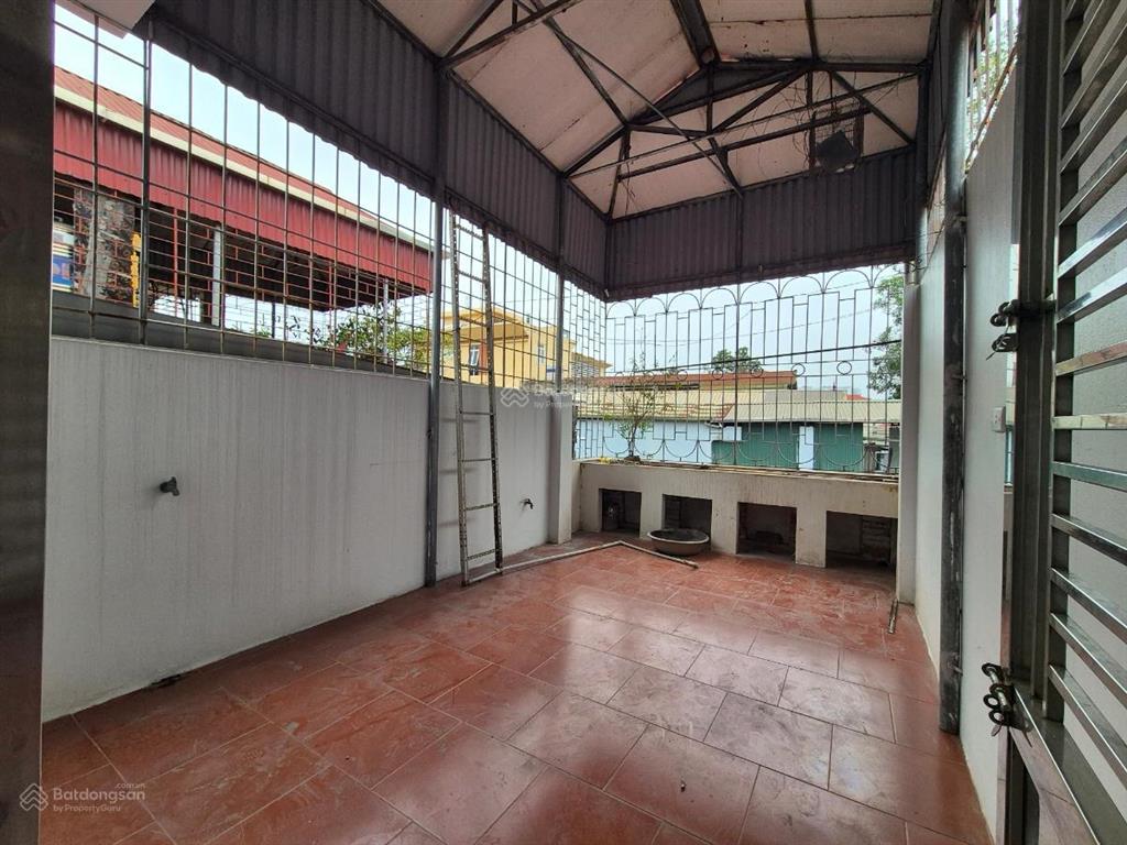Cần bán căn nhà phố hồng mai 30m ôtô đỗ vừa ở vừa kinh doanh giá 6tỷ. 1 căn duy nhất thị trường