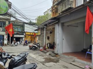 Cần bán căn nhà phố hồng mai 30m ôtô đỗ vừa ở vừa kinh doanh giá 6tỷ. 1 căn duy nhất thị trường